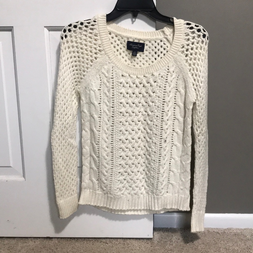 American Eagle sweater